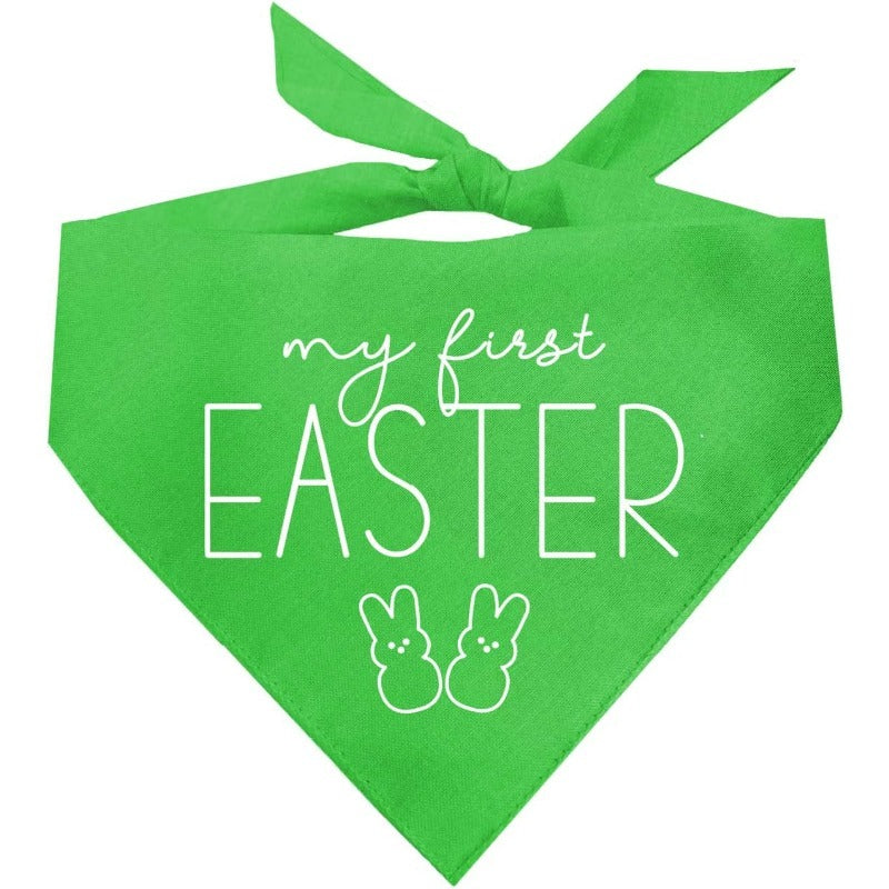 Mon premier bandana de Pâques pour chien - vert avec motif de 2 lapins blancs