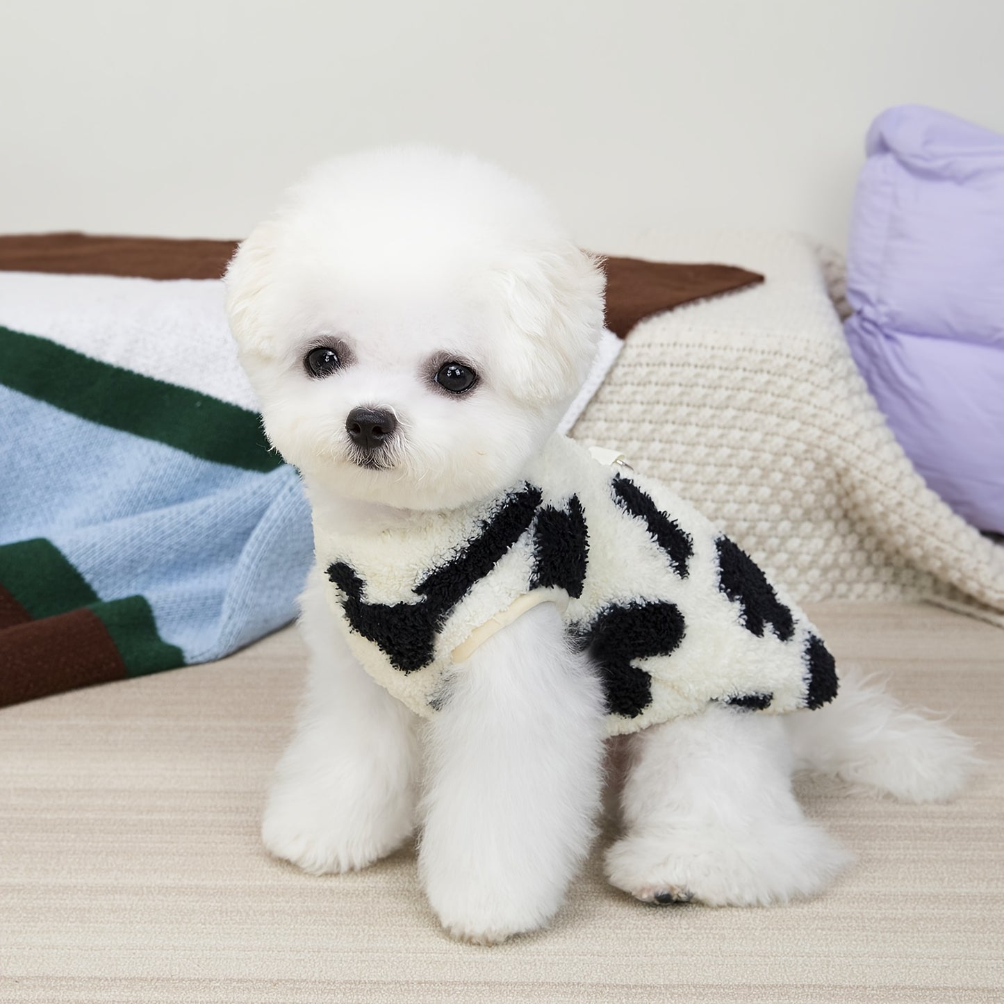 Pull pour chien en polaire, tout doux et bien chaud, motifs d'ourson ou de vache avec 1 anneau intégré pour partir en balade