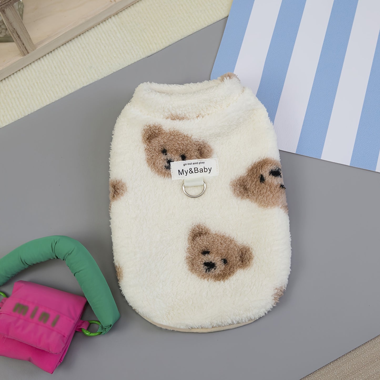 Pull pour chien en polaire, tout doux et bien chaud, motifs d'ourson ou de vache avec 1 anneau intégré pour partir en balade