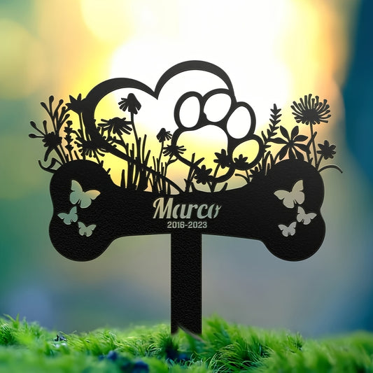 Piquet commémoratif personnalisé sur mesure en forme d'os pour chien avec papillons creux et fleurs, insert métallique à enfoncer dans le sol, nom et dates du chiens