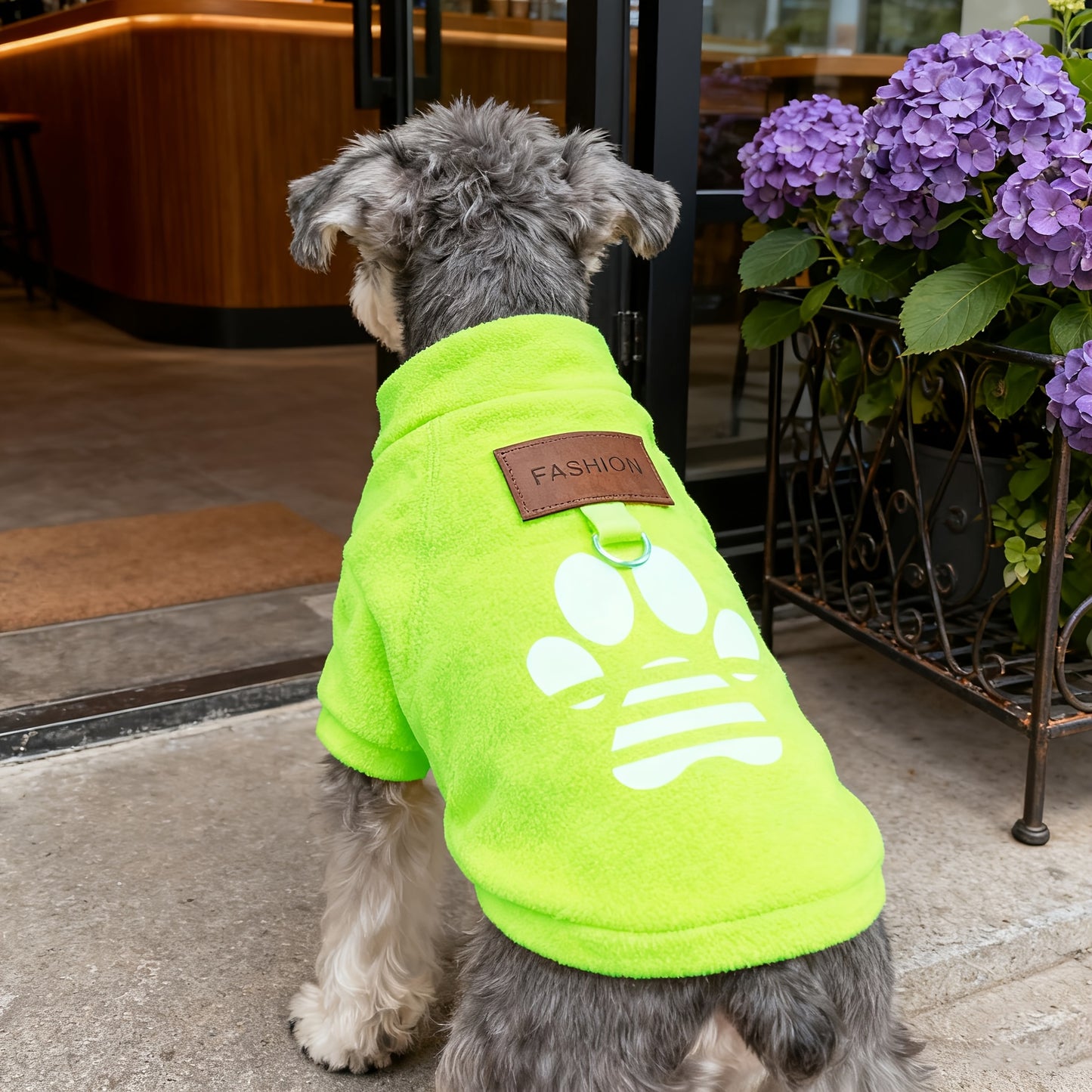 Pull tout doux avec logo en forme de patte pour chien avec 1 anneau intégré pour pouvoir attacher une laisse, bien chaud, facile à enfiler, diverses couleurs
