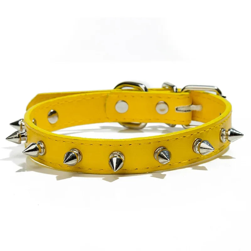 Collier en cuir pour chien et chat, clouté à pointes. Pour petits, moyens et grands chiens, diverses couleurs