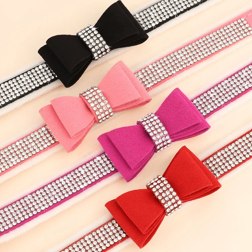 Collier pour chien avec nœud papillon et strass scintillants, pour petits chiens et chats, en velours doux. Diverses couleurs