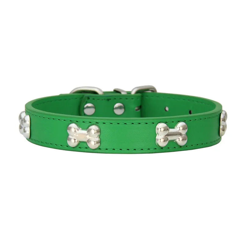 Collier en cuir avec rivets en forme d'os. Collier pour chien de petite, moyenne et grande taille, diverses couleurs